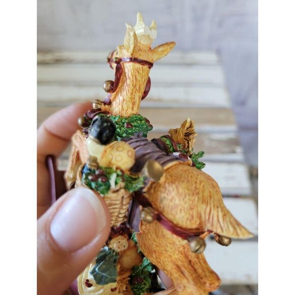 Reindeer rocking chair Xmas figurine village home - Picture 8 of 9